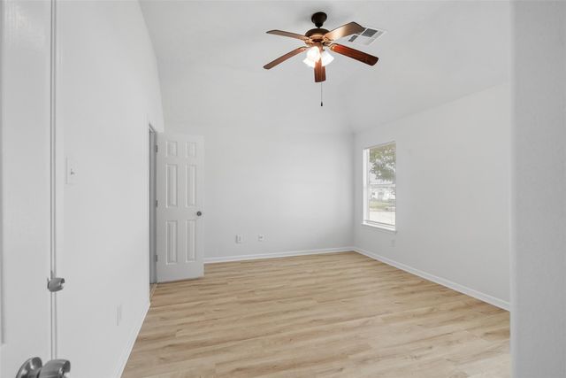 6810 Strathmore Place Court, Katy, TX 77449