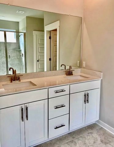 1002 Cunningham Cir, Spring Hill, TN 37174