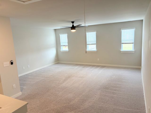 1002 Cunningham Cir, Spring Hill, TN 37174