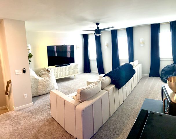 1002 Cunningham Cir, Spring Hill, TN 37174