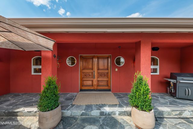 8045 List Country Road, Washoe Valley, NV 89704