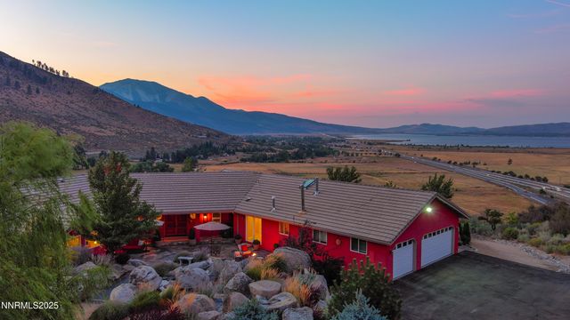 8045 List Country Road, Washoe Valley, NV 89704