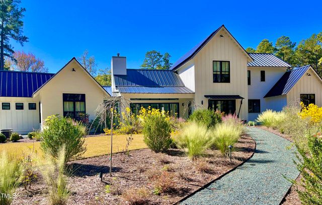 586 Poythress Road, Chapel Hill, NC 27516
