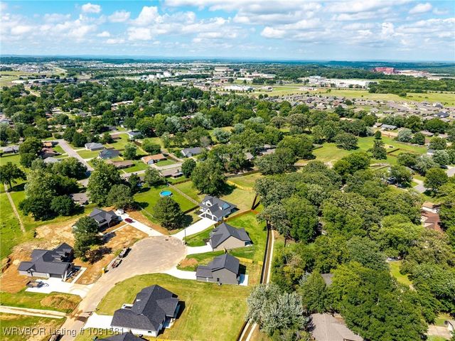 9009 Carson Way, Fort Smith, AR 72908