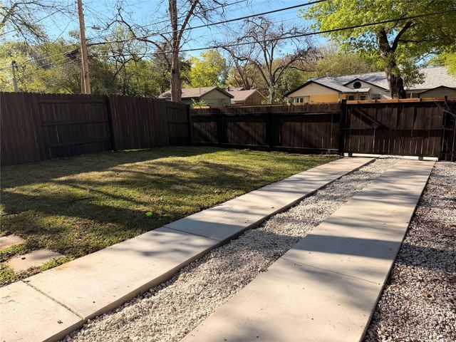 4324 Airport BLVD A, Austin, TX 78722