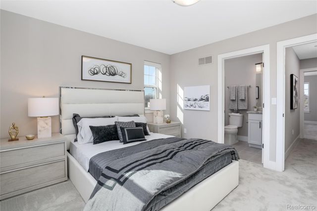 29977 Center Street, Lyon Charter Township, MI 48165