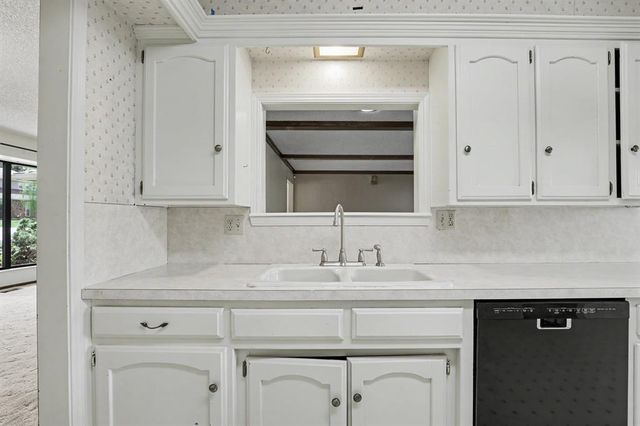 5609 NW 114th Street, Oklahoma City, OK 73162
