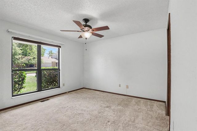 5609 NW 114th Street, Oklahoma City, OK 73162