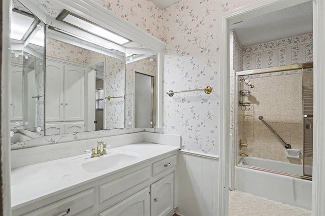 5609 NW 114th Street, Oklahoma City, OK 73162