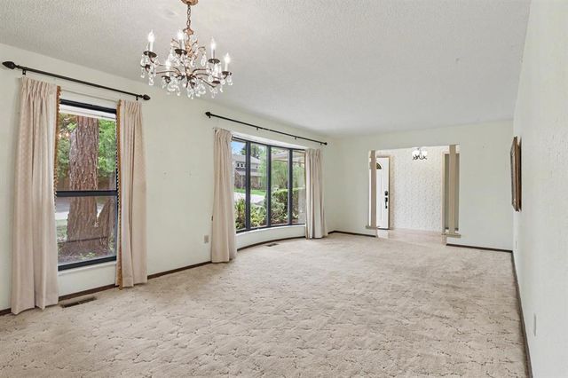 5609 NW 114th Street, Oklahoma City, OK 73162