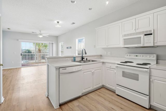 2020 Cross Gate Blvd Unit 201, Surfside Beach, SC 29575