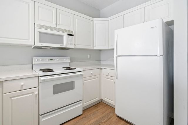 2020 Cross Gate Blvd Unit 201, Surfside Beach, SC 29575