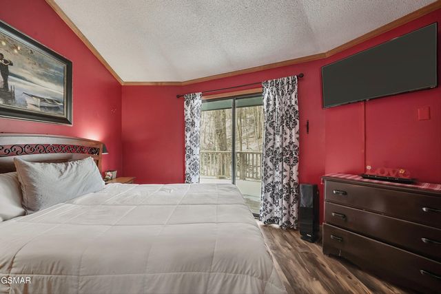 1321 N Baden Drive, Gatlinburg, TN 37738