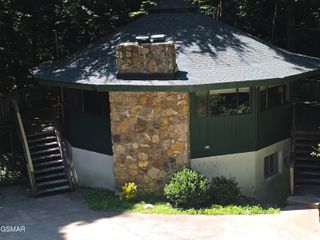 1321 N Baden Drive, Gatlinburg, TN 37738
