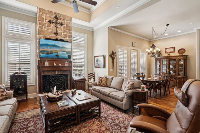 310 Watermere Drive 310, Southlake, TX 76092