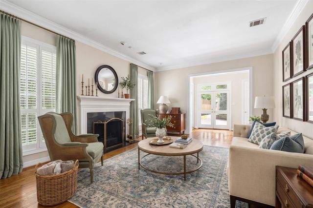 1721 Nantucket Drive 2, Houston, TX 77057