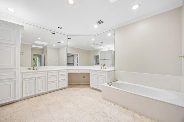 1721 Nantucket Drive 2, Houston, TX 77057