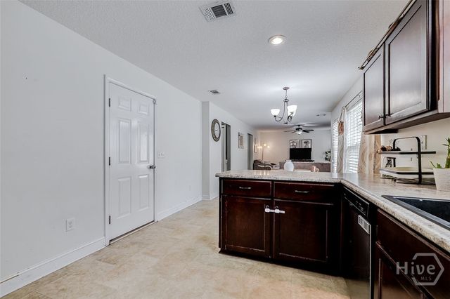 677 Piedmont Avenue, Hinesville, GA 31313