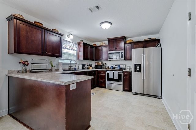 677 Piedmont Avenue, Hinesville, GA 31313