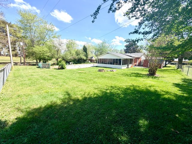 218 Broyles Road, Spring City, TN 37381