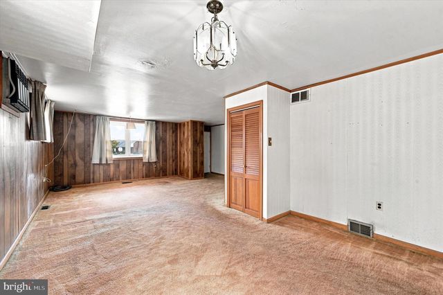 907 HANCOCK STREET, Milmont Park, PA 19033