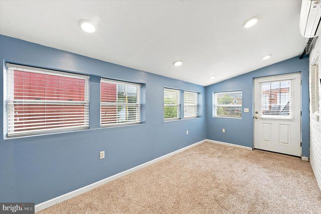 907 HANCOCK STREET, Milmont Park, PA 19033