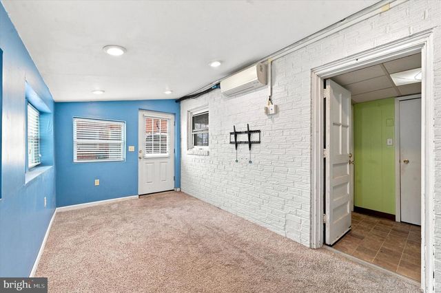 907 HANCOCK STREET, Milmont Park, PA 19033