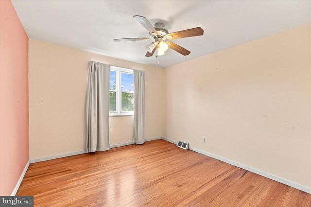 907 HANCOCK STREET, Milmont Park, PA 19033