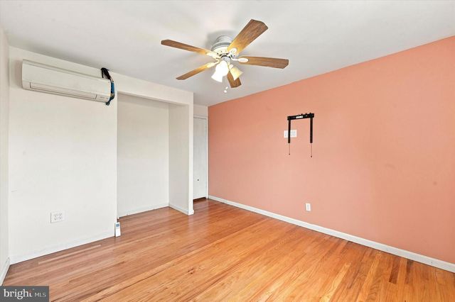 907 HANCOCK STREET, Milmont Park, PA 19033