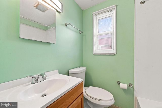 907 HANCOCK STREET, Milmont Park, PA 19033