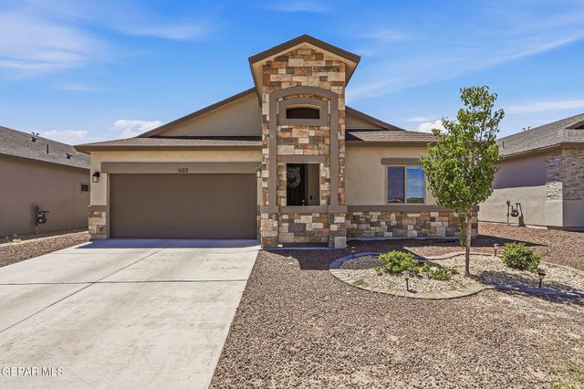 1102 GALLIUM Avenue, Santa Teresa, NM 88008