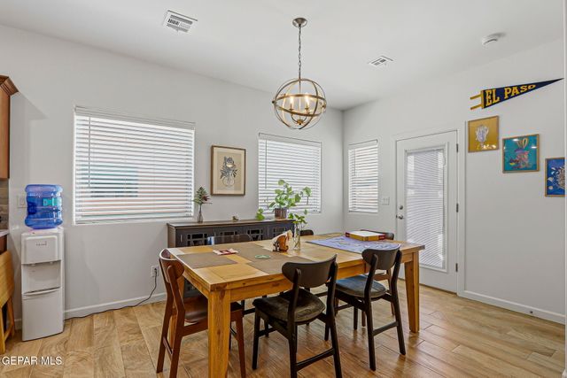 1102 GALLIUM Avenue, Santa Teresa, NM 88008