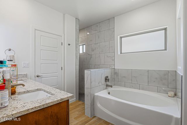 1102 GALLIUM Avenue, Santa Teresa, NM 88008