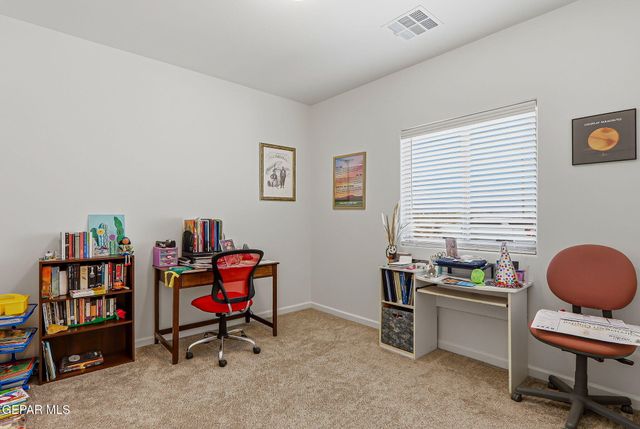 1102 GALLIUM Avenue, Santa Teresa, NM 88008