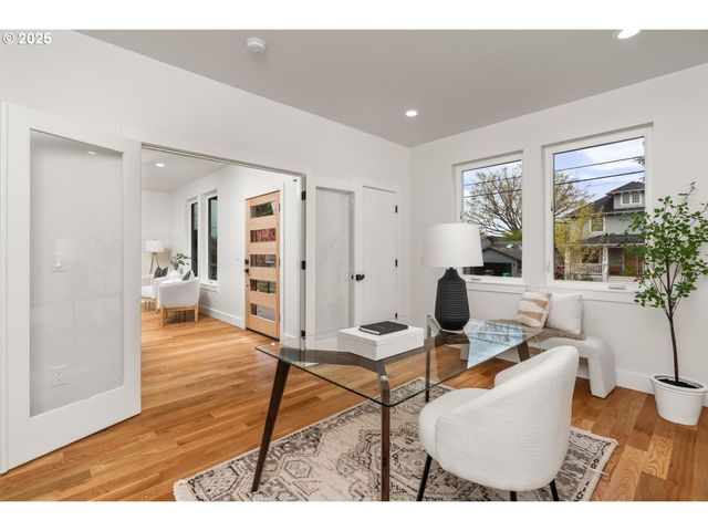 3148 Ne 31ST Ave, Portland, OR 97212