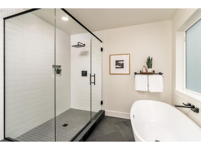 3148 Ne 31ST Ave, Portland, OR 97212