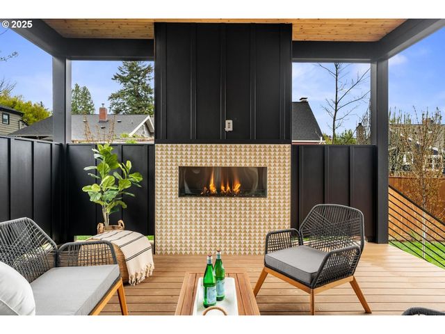 3148 Ne 31ST Ave, Portland, OR 97212