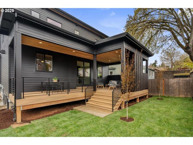 3148 Ne 31ST Ave, Portland, OR 97212