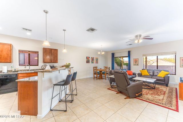 2780 N Bell Hollow Place, Tucson, AZ 85745