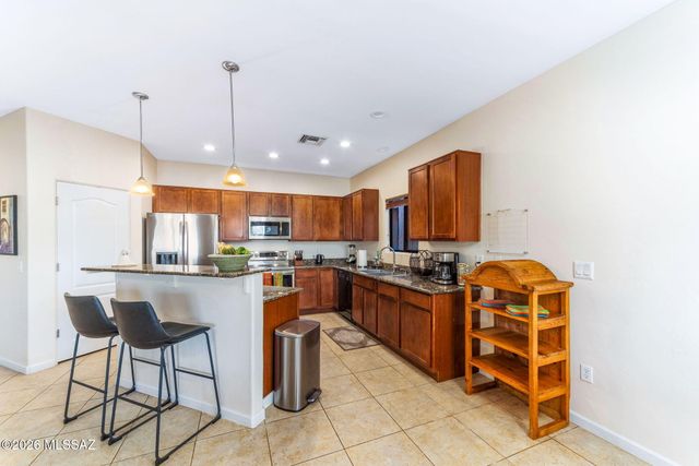 2780 N Bell Hollow Place, Tucson, AZ 85745