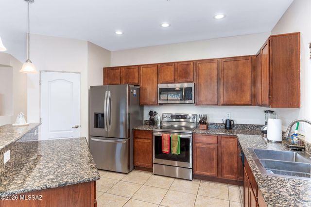 2780 N Bell Hollow Place, Tucson, AZ 85745