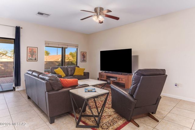 2780 N Bell Hollow Place, Tucson, AZ 85745