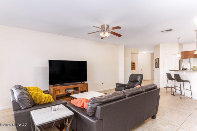 2780 N Bell Hollow Place, Tucson, AZ 85745