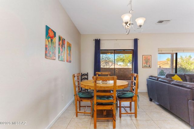 2780 N Bell Hollow Place, Tucson, AZ 85745