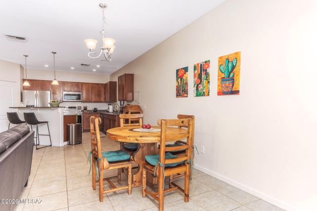 2780 N Bell Hollow Place, Tucson, AZ 85745