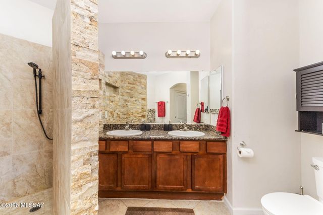 2780 N Bell Hollow Place, Tucson, AZ 85745