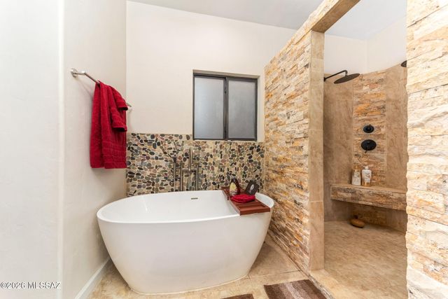 2780 N Bell Hollow Place, Tucson, AZ 85745