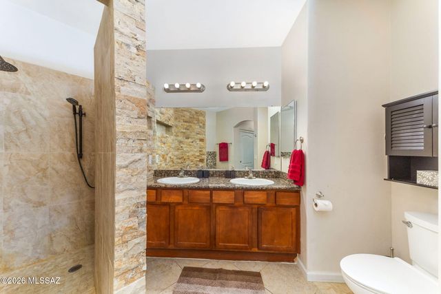 2780 N Bell Hollow Place, Tucson, AZ 85745