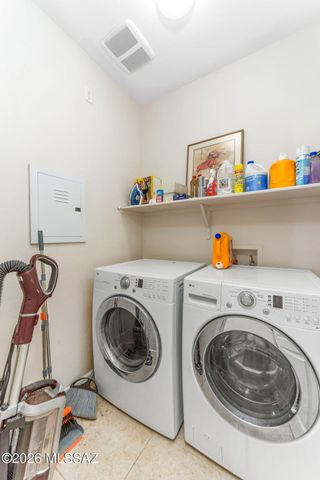 2780 N Bell Hollow Place, Tucson, AZ 85745