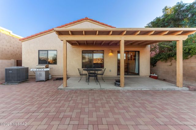 2780 N Bell Hollow Place, Tucson, AZ 85745